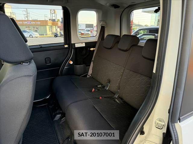 Toyota ROOMY 2020-02 8355506-18