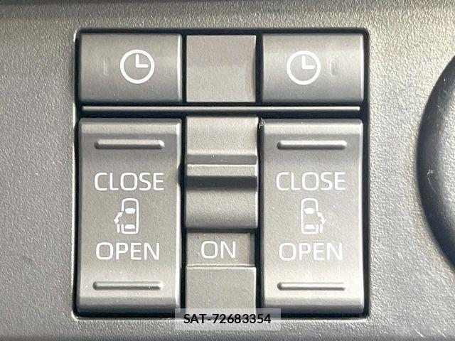 Toyota ROOMY 2021-04 8353763-2