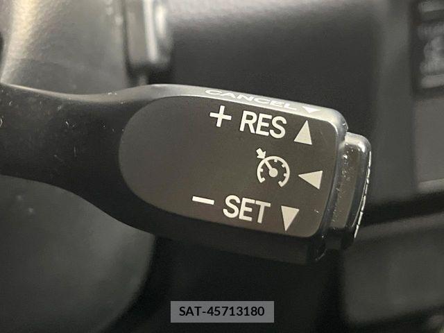 Toyota ROOMY 2018-08 8355509-6