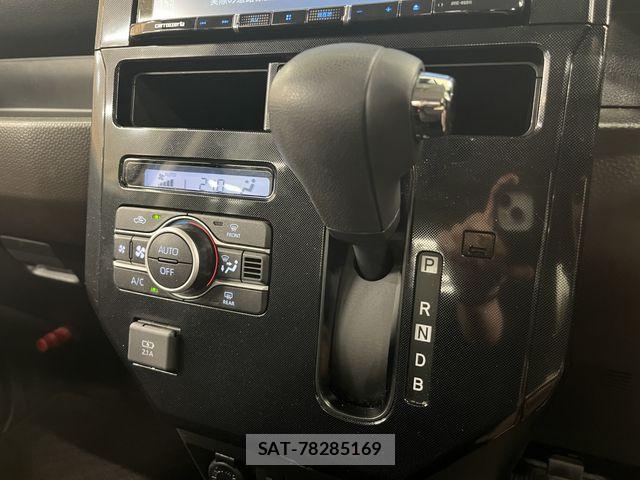 Toyota ROOMY 2021-01 8355508-8