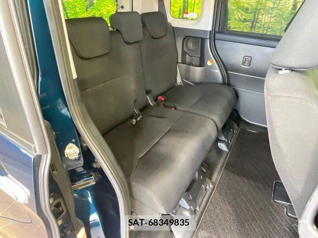 Toyota ROOMY 2017-08 8355507-9
