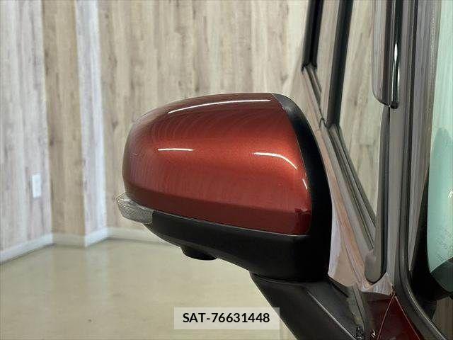 Toyota ROOMY 2021-07 8355503-23