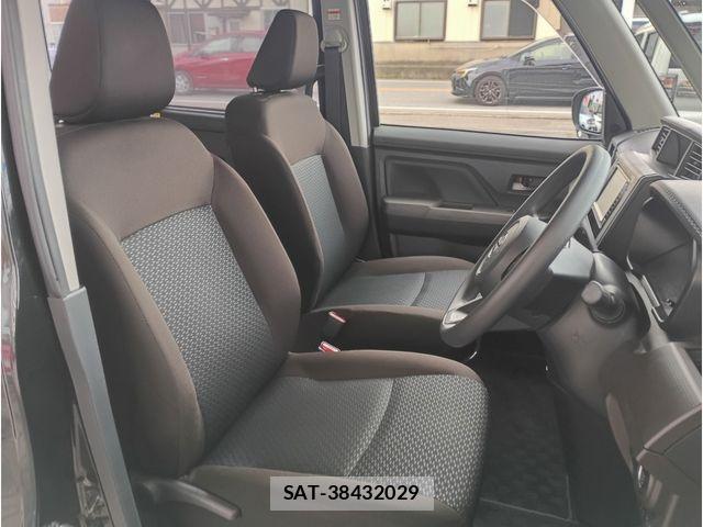 Toyota ROOMY 2021-07 8368400-10