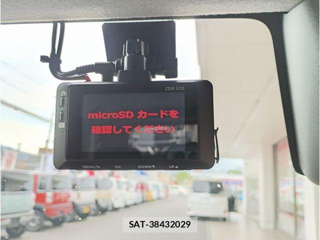 Toyota ROOMY 2021-07 8368400-14
