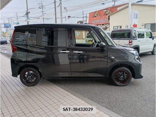 Toyota ROOMY 2021-07 8368400-3