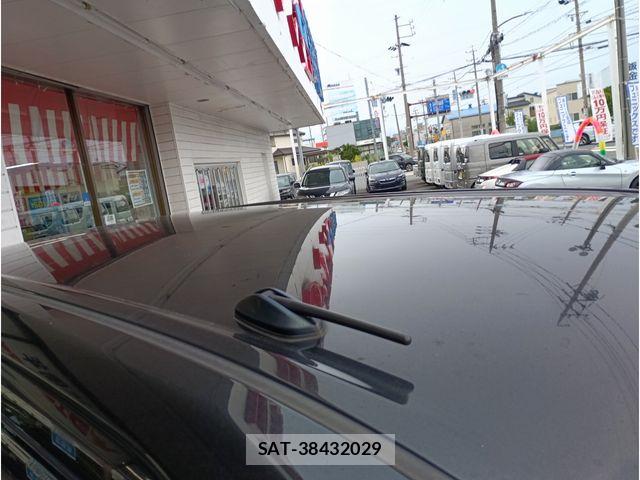 Toyota ROOMY 2021-07 8368400-7