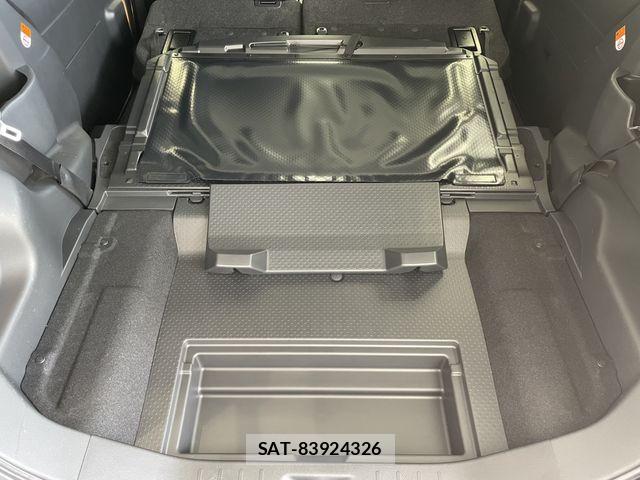 Toyota ROOMY 2022-04 8368389-13