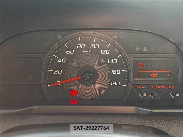 Toyota ROOMY 2018-07 8368404-10