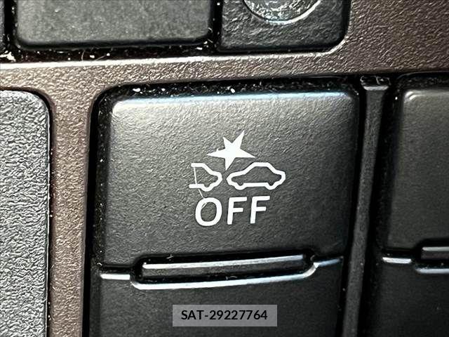Toyota ROOMY 2018-07 8368404-16