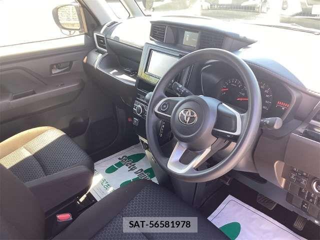 Toyota ROOMY 2022-07 8368380-5