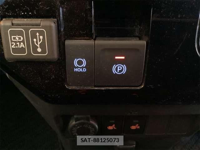 Toyota ROOMY 2023-05 8368373-9