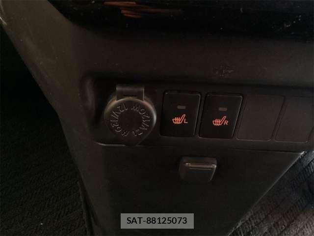 Toyota ROOMY 2023-05 8368373-10