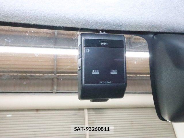 Toyota ROOMY 1990-06 8368392-12