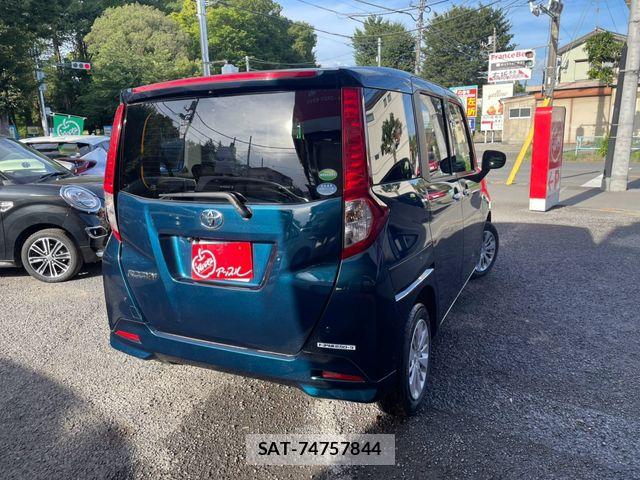 Toyota ROOMY 2018-09 8368401-1
