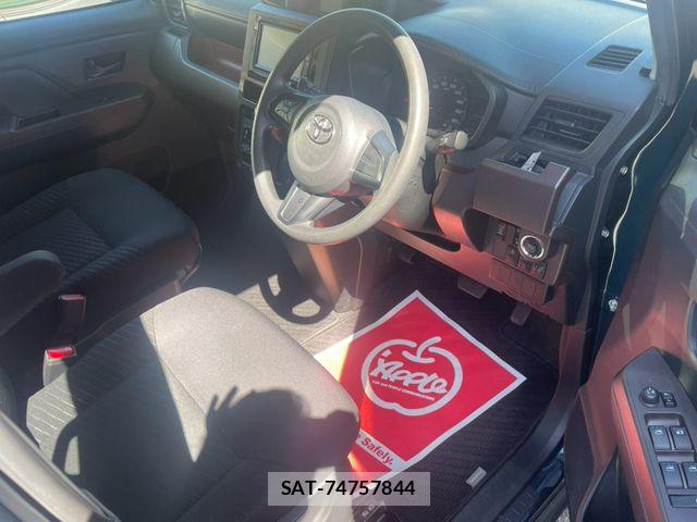 Toyota ROOMY 2018-09 8368401-4