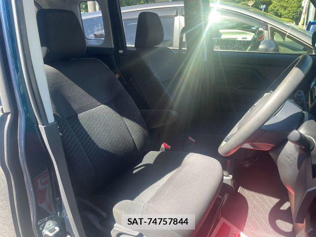 Toyota ROOMY 2018-09 8368401-5