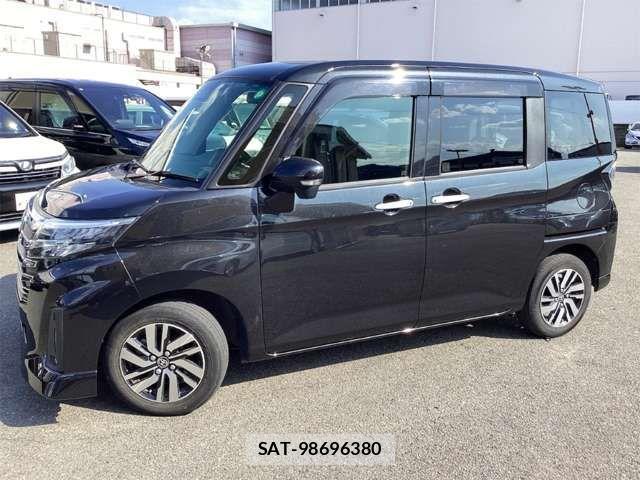 Toyota ROOMY 2021-08 8368378-9