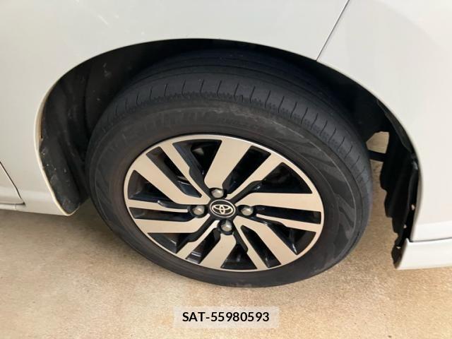 Toyota ROOMY 2017-10 8368405-9