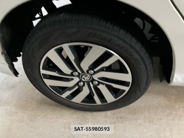 Toyota ROOMY 2017-10 8368405-5