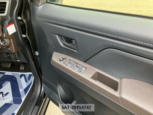 Toyota ROOMY 2024-06 8368383-13