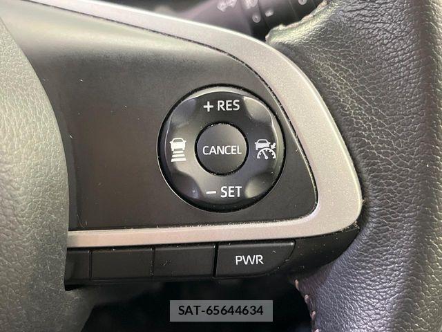 Toyota ROOMY 2022-07 8368370-5