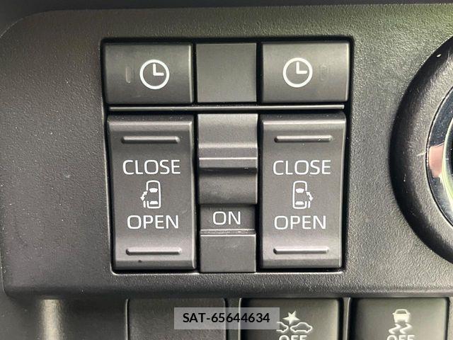 Toyota ROOMY 2022-07 8368370-6
