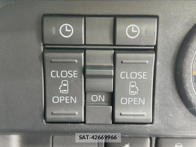 Toyota ROOMY 2020-10 8368382-5
