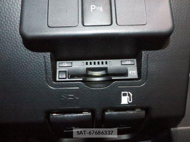 Toyota ROOMY 2021-08 8368384-22