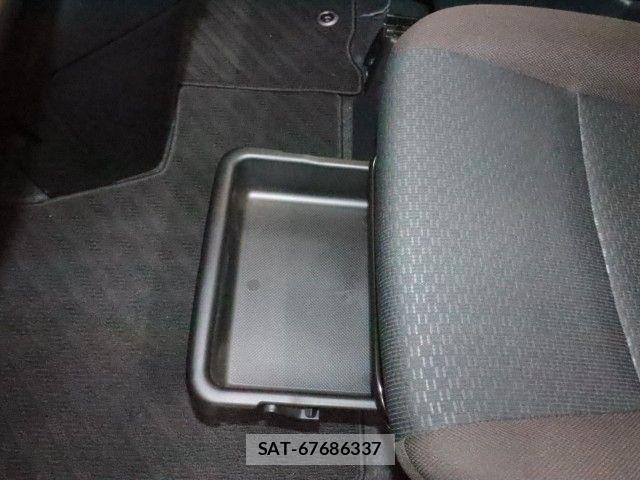 Toyota ROOMY 2021-08 8368384-6