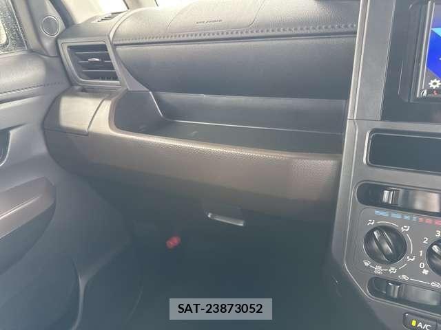 Toyota ROOMY 2021-03 8368391-26