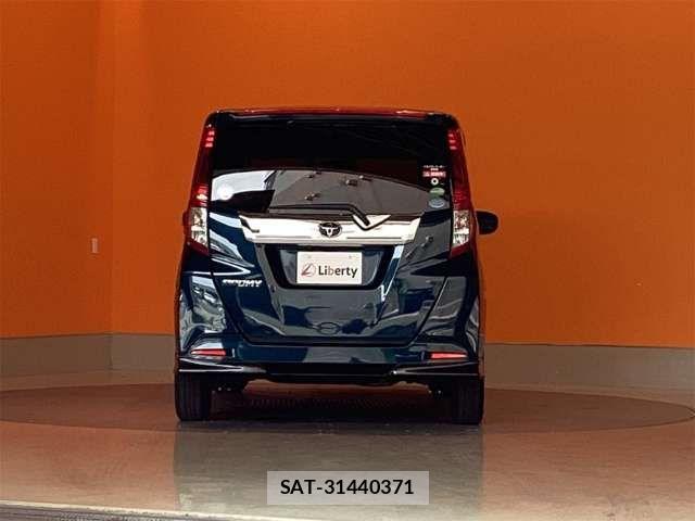 Toyota ROOMY 2017-09 8368399-10