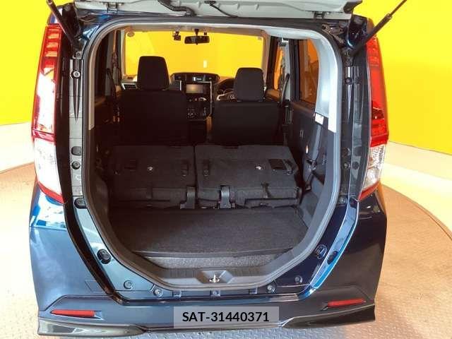 Toyota ROOMY 2017-09 8368399-16