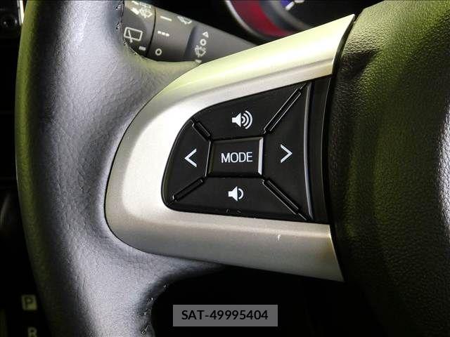 Toyota ROOMY 2019-01 8368396-10