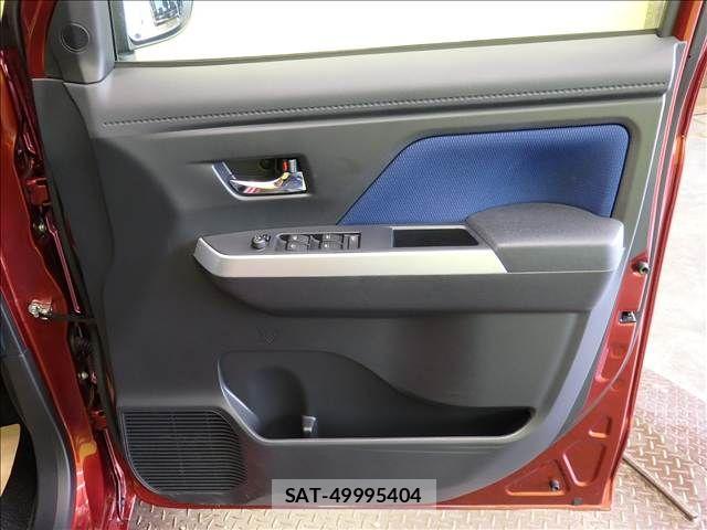 Toyota ROOMY 2019-01 8368396-21