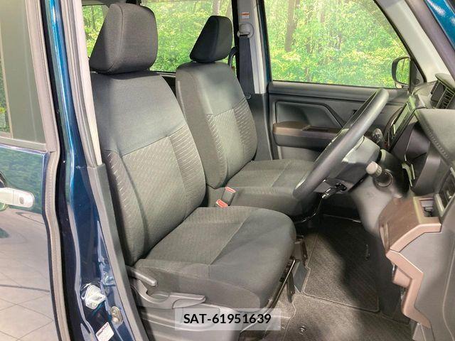 Toyota ROOMY 2017-11 8368403-7