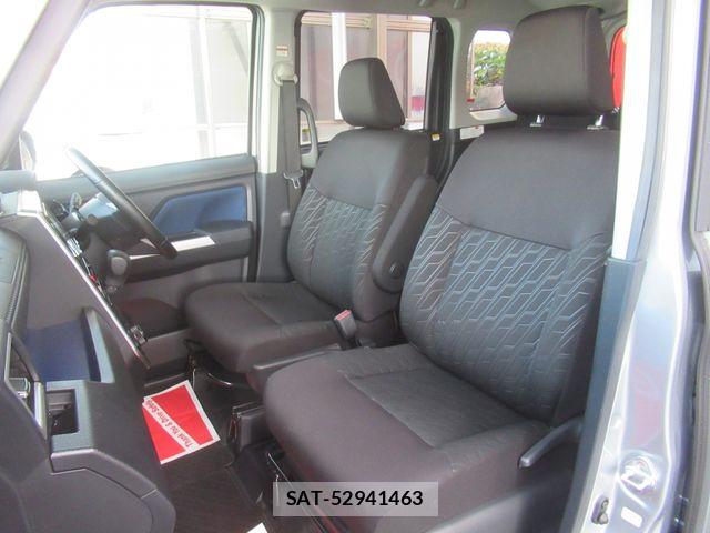 Toyota ROOMY 2018-08 8368402-6