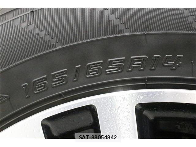 Toyota ROOMY 2021-01 8372132-21