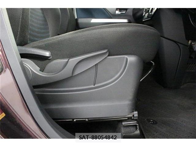 Toyota ROOMY 2021-01 8372132-27