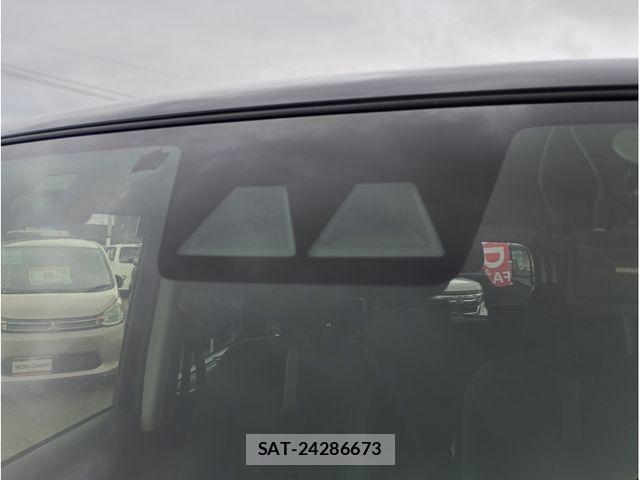 Toyota ROOMY 2021-07 8372133-14