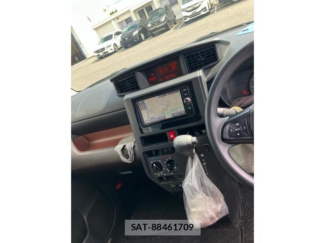 Toyota ROOMY 2017-09 8372131-14