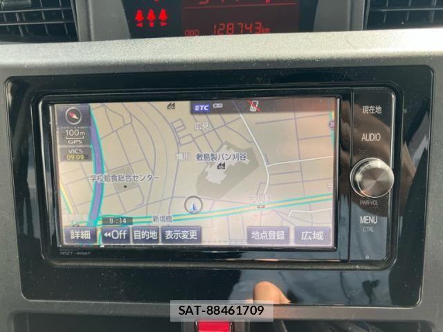Toyota ROOMY 2017-09 8372131-16