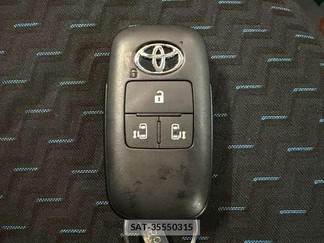 Toyota ROOMY 2025-05 8372126-10