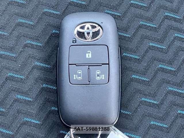 Toyota ROOMY 2022-09 8372130-10