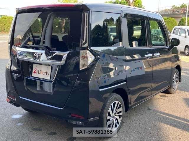 Toyota ROOMY 2022-09 8372130-15