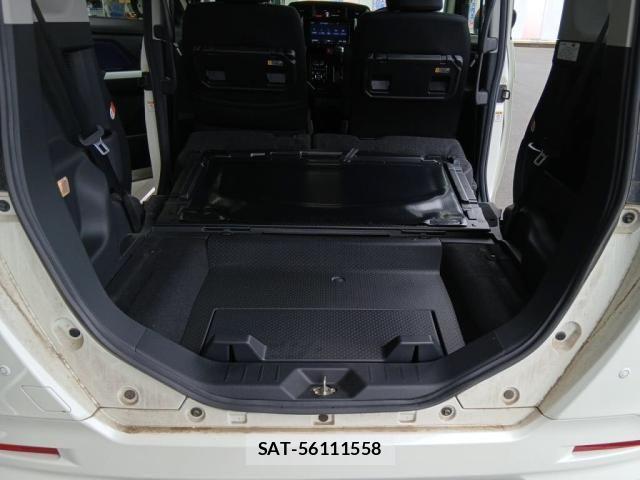 Toyota ROOMY 2019-07 8372127-27