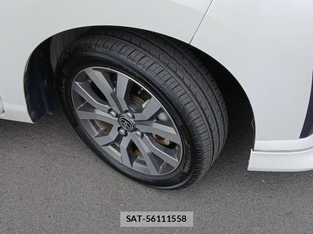 Toyota ROOMY 2019-07 8372127-29