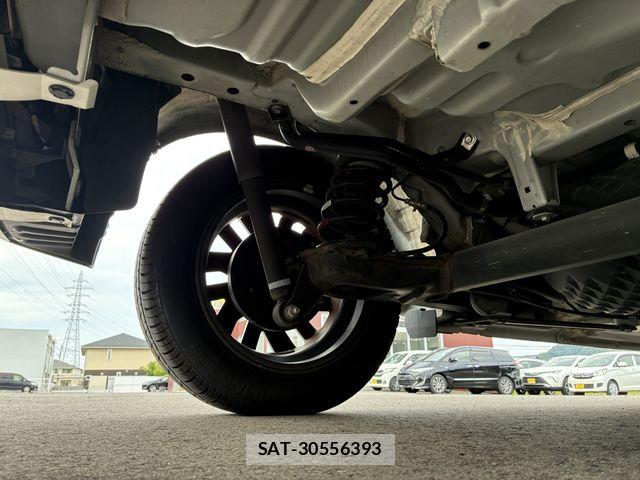 Toyota ROOMY 2017-10 8414748-28