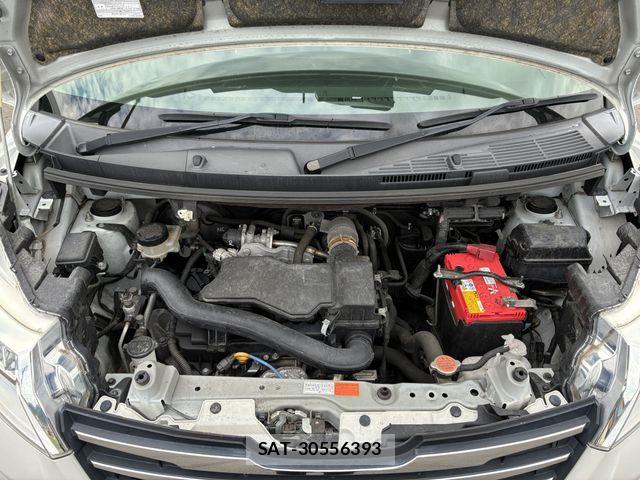Toyota ROOMY 2017-10 8414748-29