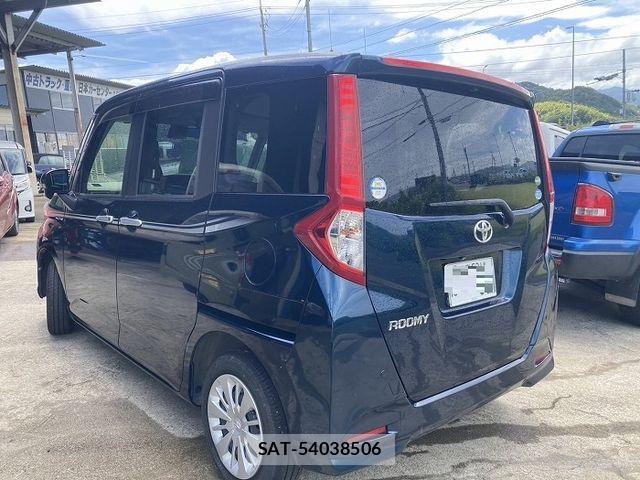 Toyota ROOMY 2017-08 8414721-2