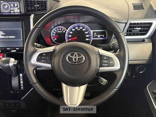 Toyota ROOMY 2017-03 8438804-8